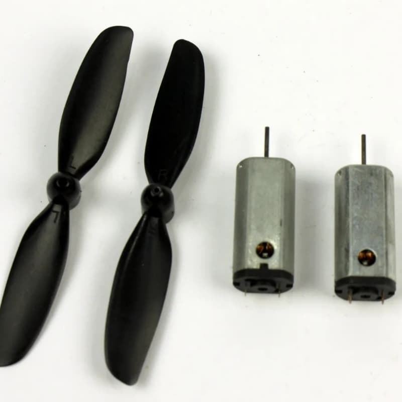 A Pair of DC 3.4V High RPM Motor with Helicopter Propeller